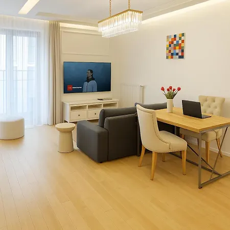 Prime - Ideal Location, Old Town, Center *